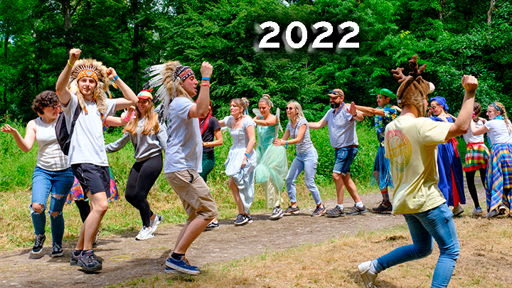 2022